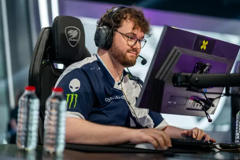 Pro Valorant player Mistic